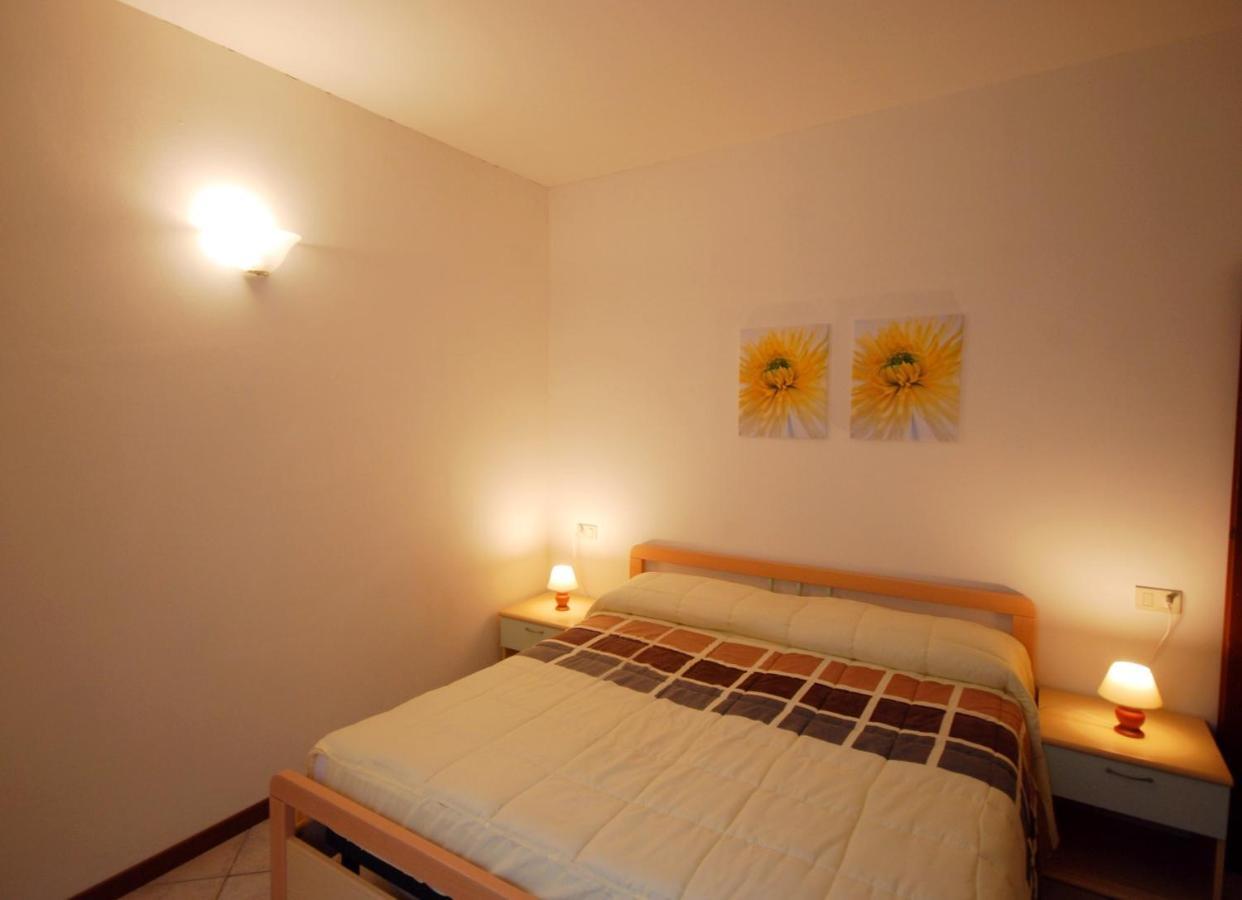 Appartamento Angelica 3 - Theater Home ติญญาเล ภายนอก รูปภาพ