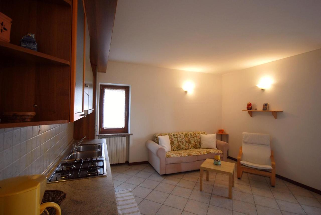 Appartamento Angelica 3 - Theater Home ติญญาเล ภายนอก รูปภาพ
